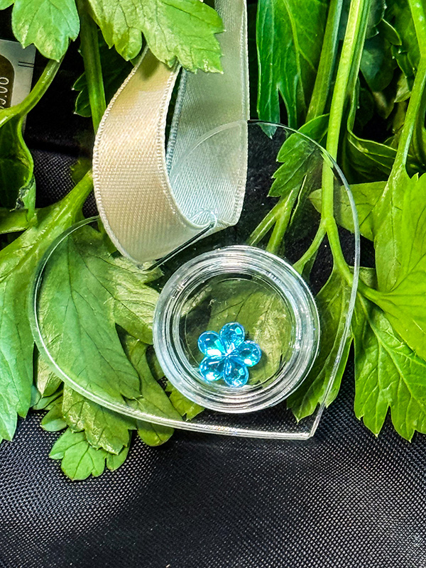 Plexi-Herzwerk - Herz aus Acryglas mit Aufbewahrungs Kapsel